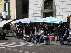 Vendors, Piazza Dante